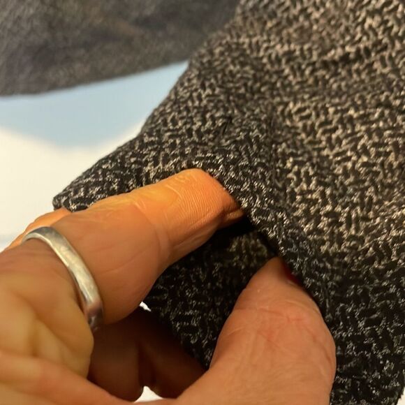 ATHLETA DARK GRAY AND BLACK DESIGN FULL ZIP LONG SLEEVE ATHLETIC JACKET - XS - Picture 11 of 12